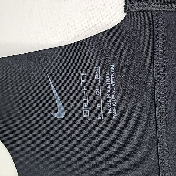💰NWT! NIKE ▪︎ WOMEN'S BLACK TRAINING BRA ▪︎ SIZE S - Picture 10 of 11